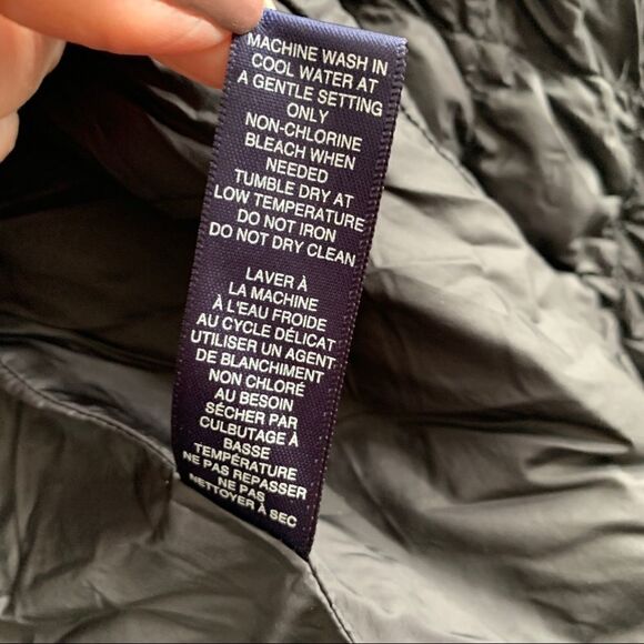 Saks Fifth Avenue Quilted Packable Down Black Jacket Full Zip Size XS - Picture 5 of 10